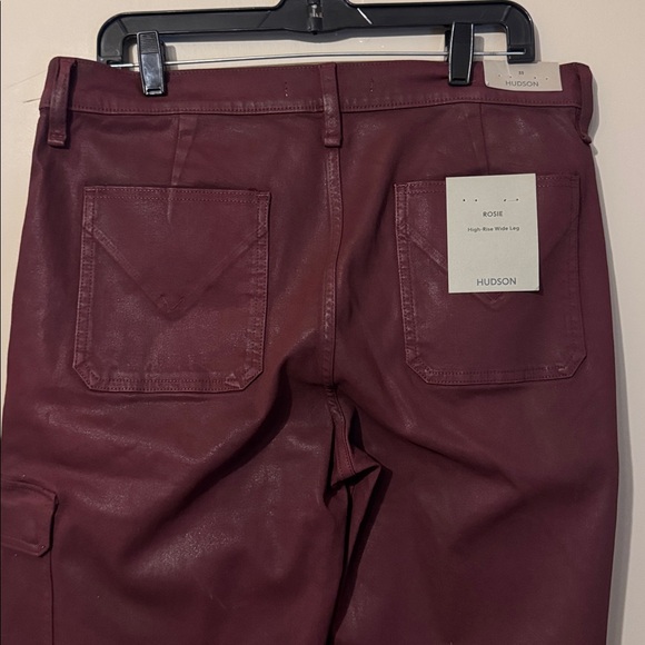 NWT- Hudson Rosie Cargo Wide Leg Faux Leather pants, Coated Bordeaux, size 33 - Picture 10 of 12